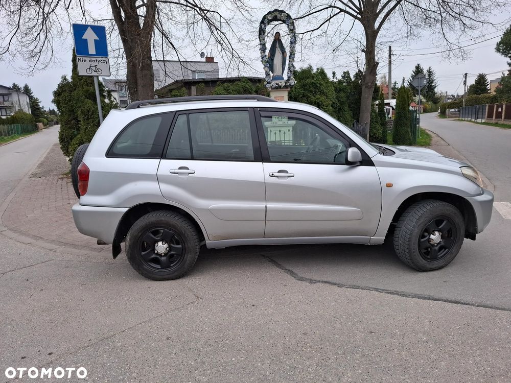Toyota RAV4 2.0 D-4D 4x4 - 8