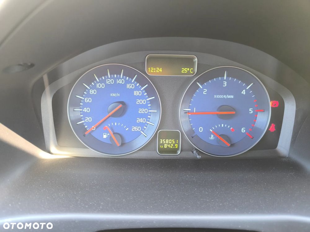 Volvo C30 D2 DRIVe R-Design Start-Stop - 10