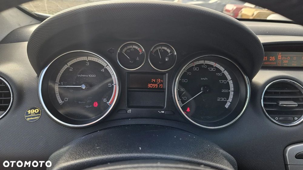 Peugeot 308 HDi FAP 110 Premium - 10