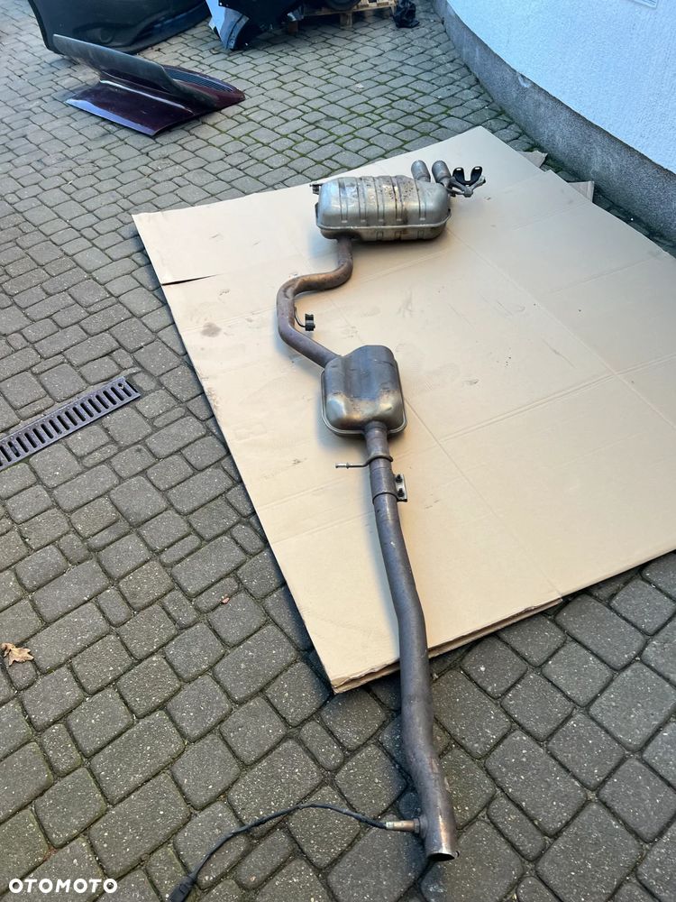 AUDI Q3 2.0 TFSI TŁUMIK ORYGINAŁ KOMPLET - 1