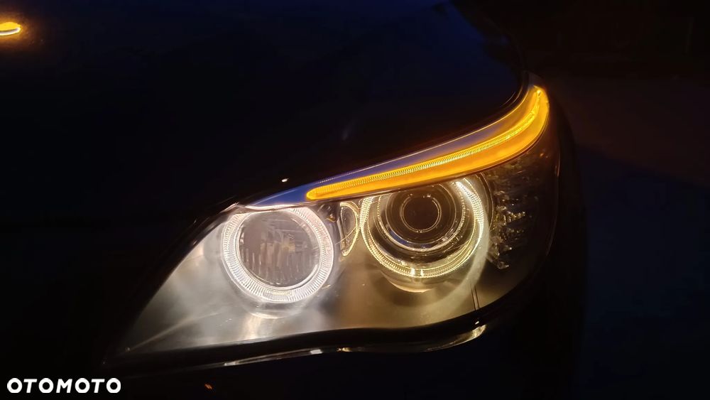 BMW Seria 5 540i - 7