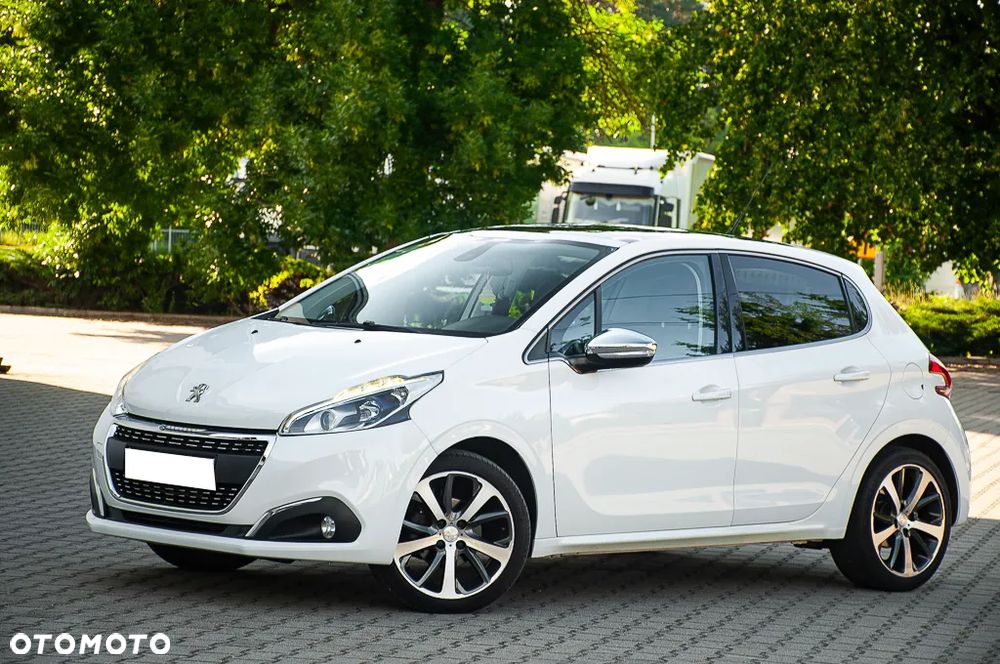Peugeot 208 PureTech 110 Stop & Start Tech Edition - 9