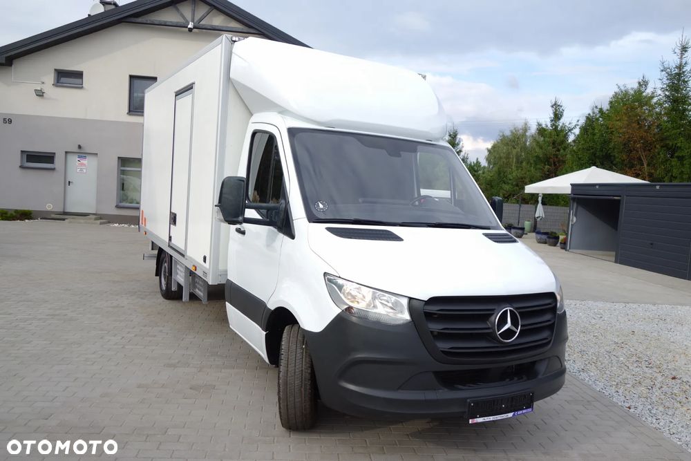 Mercedes-Benz Sprinter 3.0 Bluetec Automat 319  Kontener + Winda 750 kg. - 13