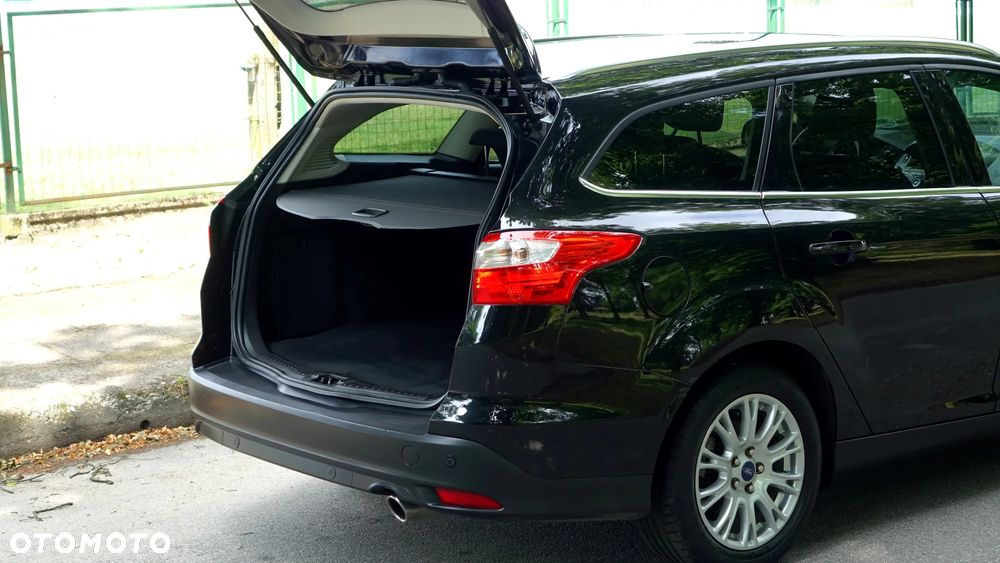Ford Focus 1.6 EcoBoost Titanium - 34