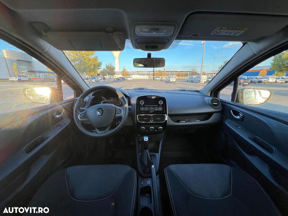 Renault Clio Estate TCe Life - 1
