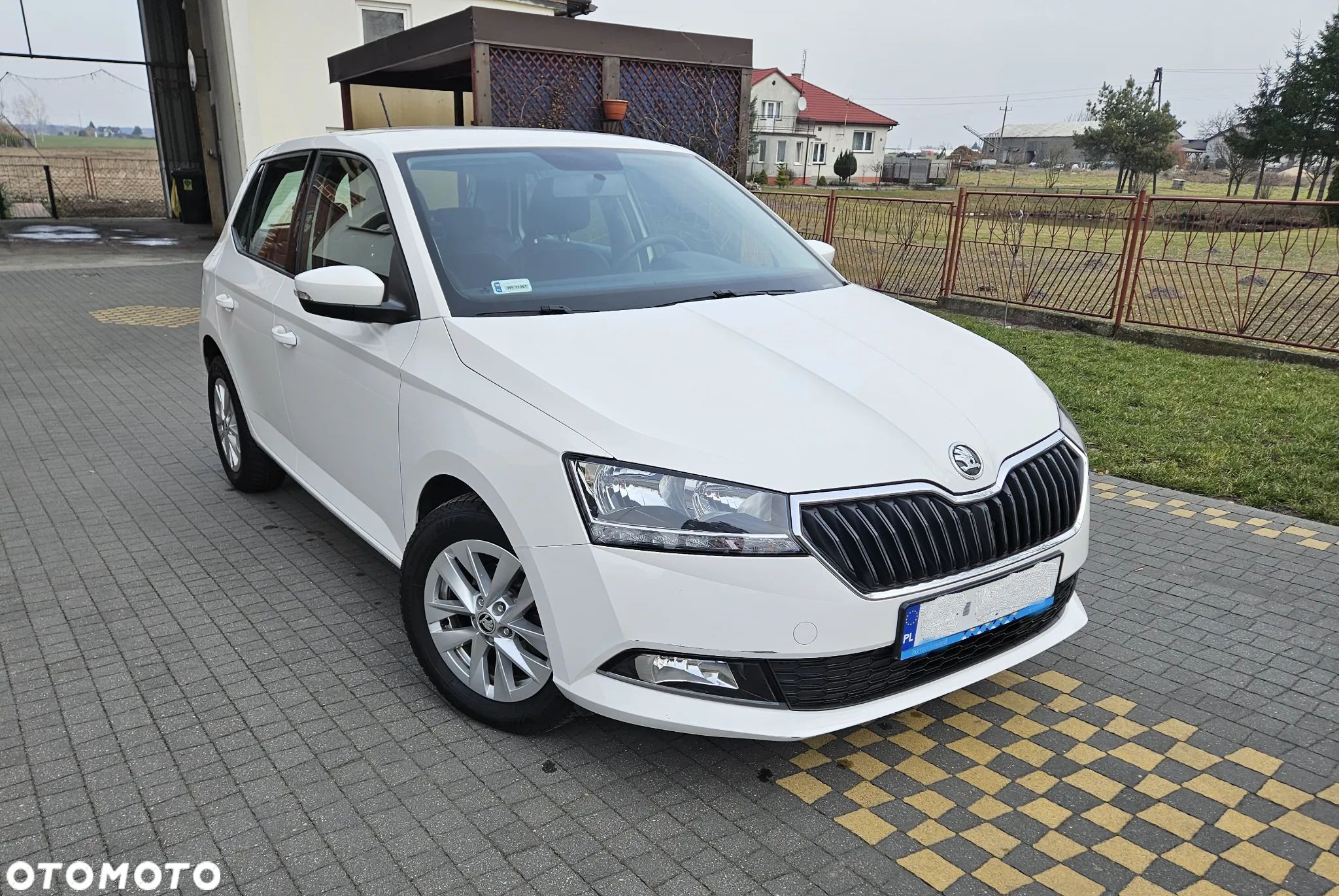 Skoda Fabia 1.0 TSI Ambition - 1