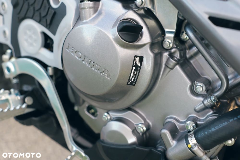 Honda CRF - 18