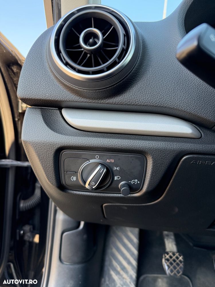 Audi A3 1.6 TDI ack sport - 12