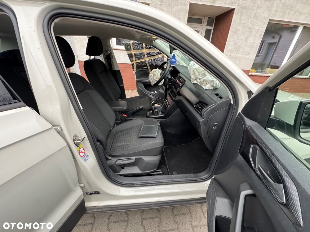 Volkswagen T-Cross - 16
