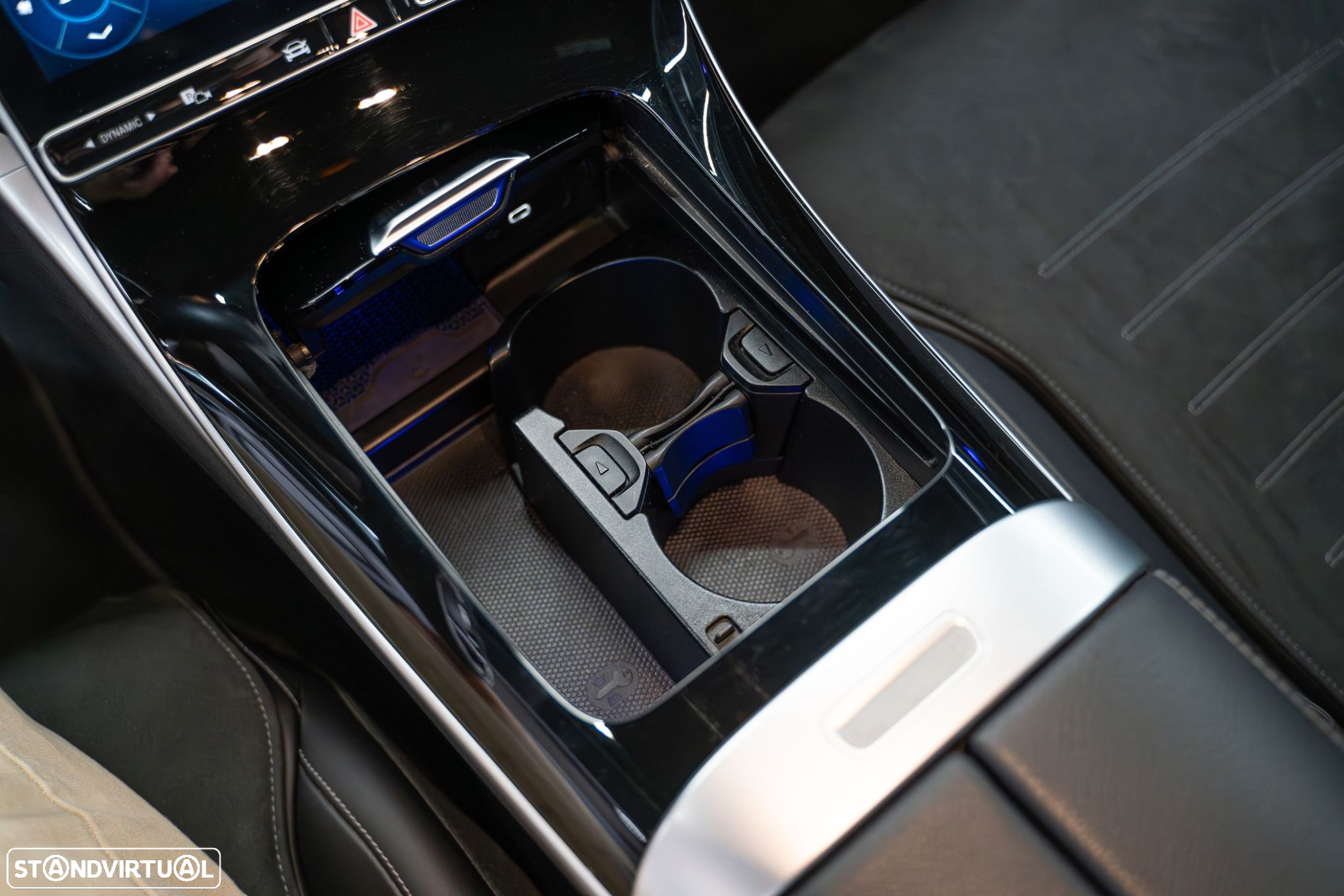Mercedes-Benz C 300 d AMG Line - 29