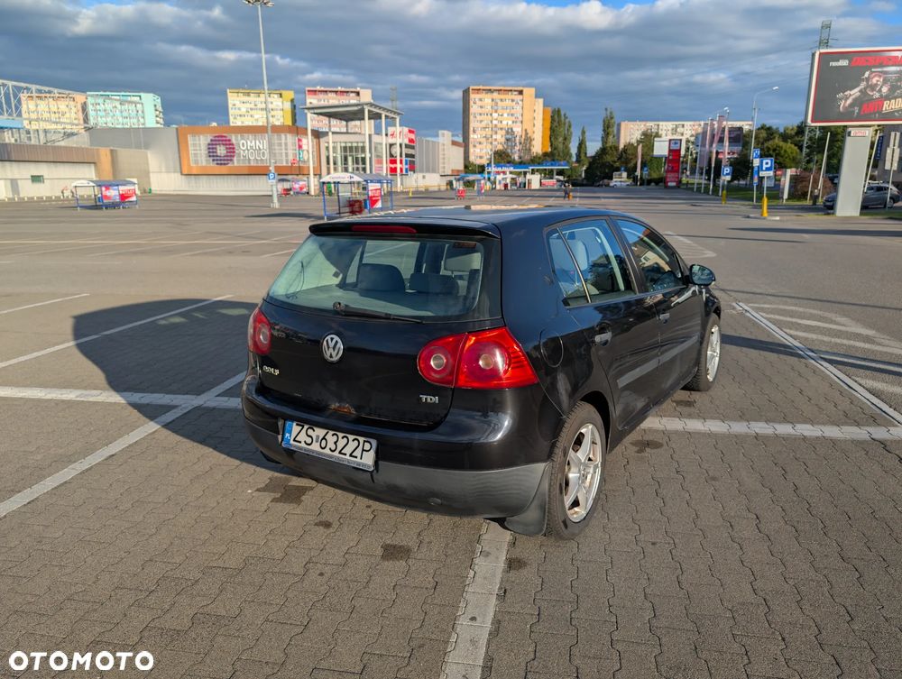 Volkswagen Golf V 1.9 TDI Trendline - 4
