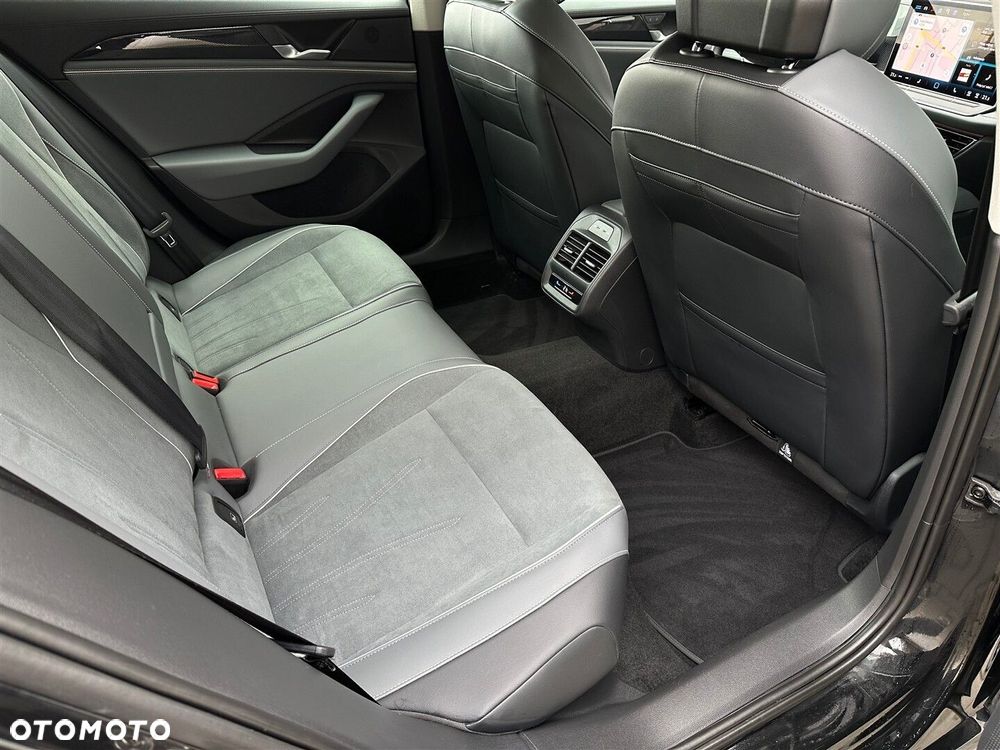 Volkswagen Passat 2.0 TDI EVO Business DSG - 7