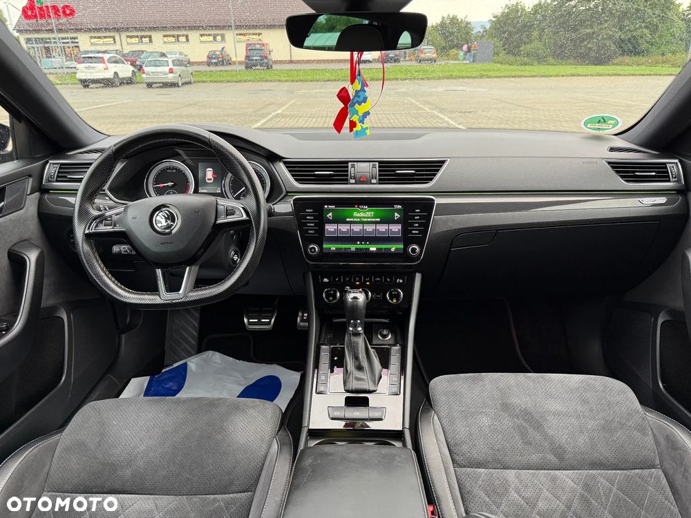 Skoda Superb 2.0 TDI DSG Sportline - 22