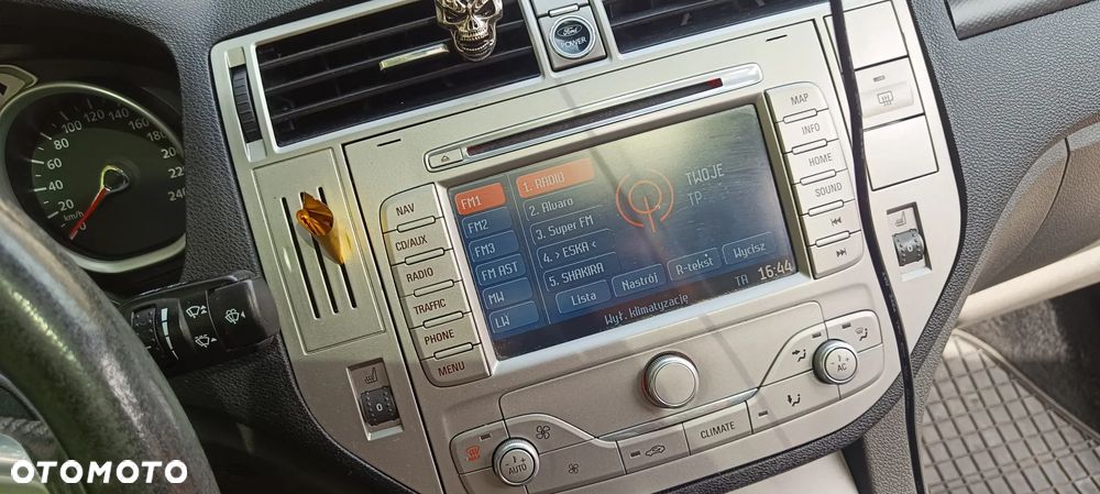 Ford Kuga 2.5 Titanium - 4