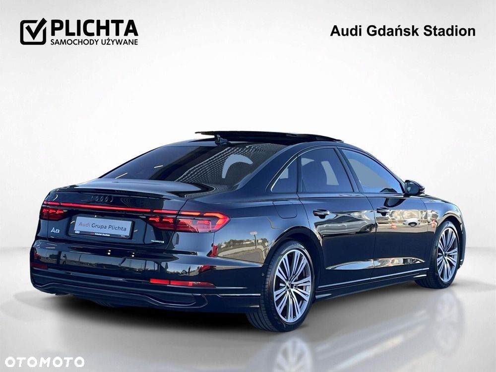 Audi A8 - 6