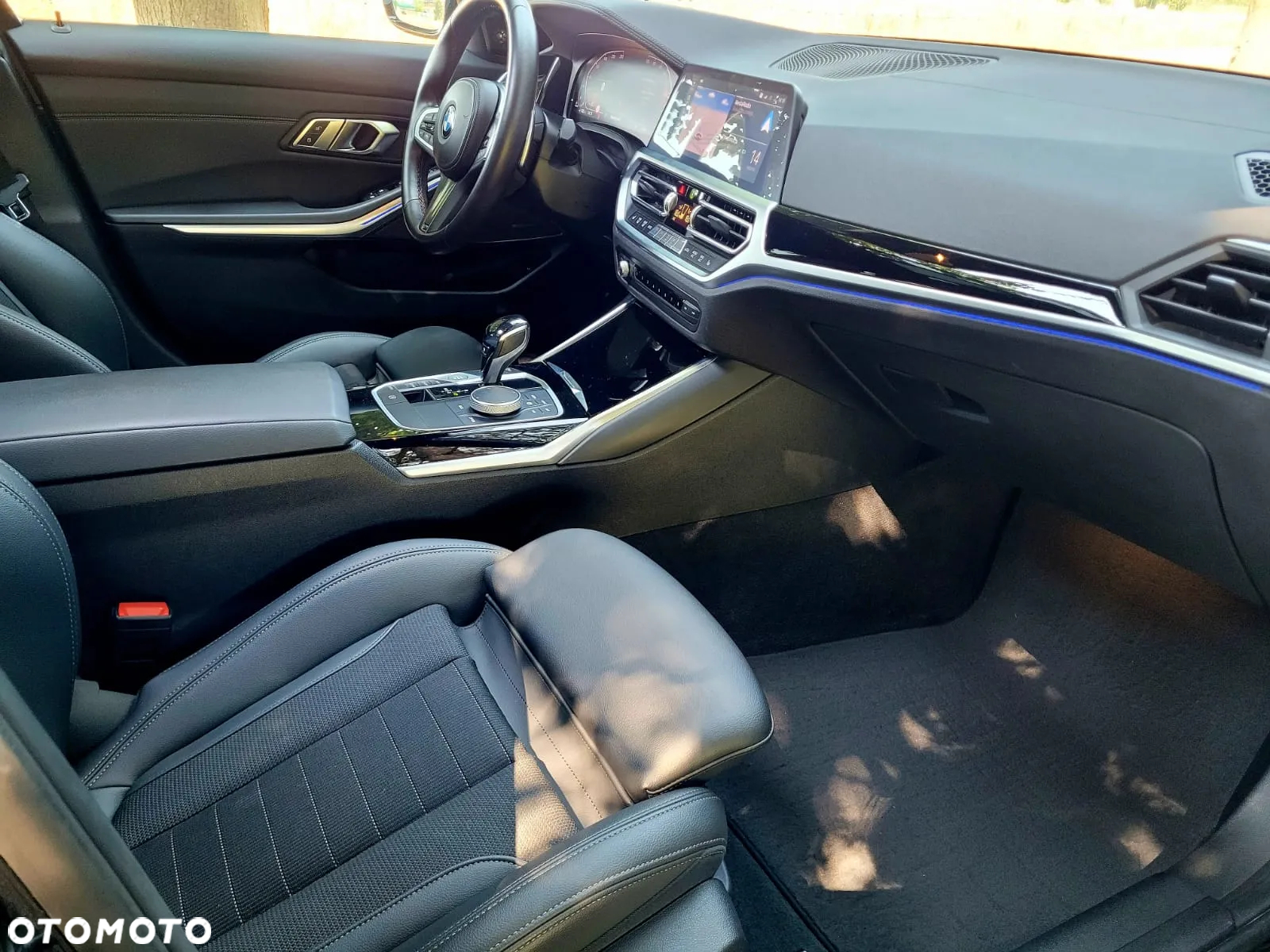 BMW Seria 3 330d Touring xDrive M Sport - 26