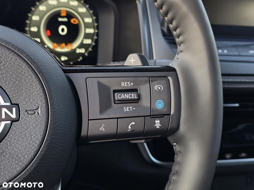 Nissan Qashqai 1.3 DIG-T MHEV N-Connecta Xtronic - 13