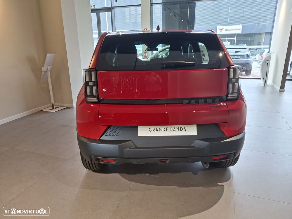 Fiat Grande Panda 1.2 Hybrid Icon eDCT - 2