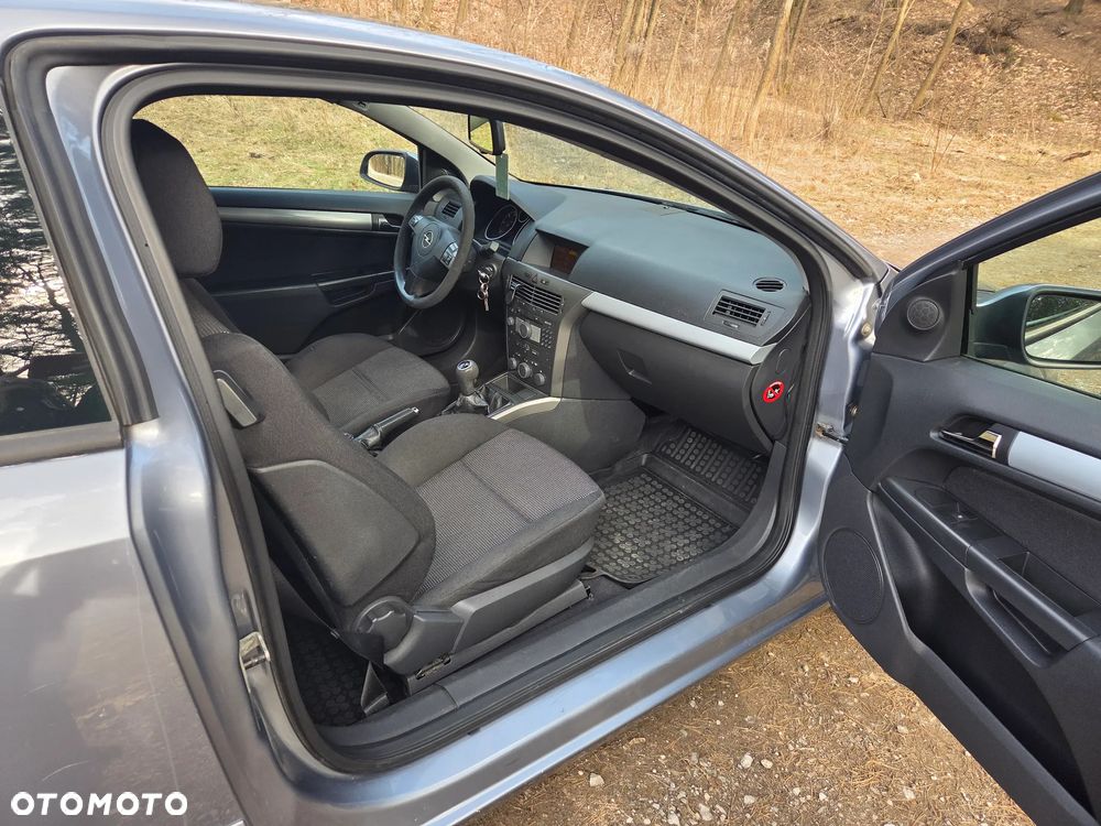 Opel Astra 1.9 CDTI - 6