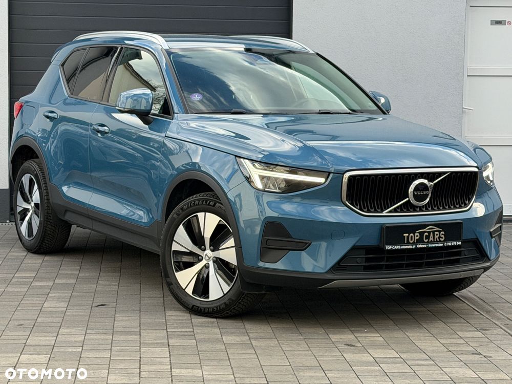 Volvo XC 40 B3 B DKG Plus Dark - 2