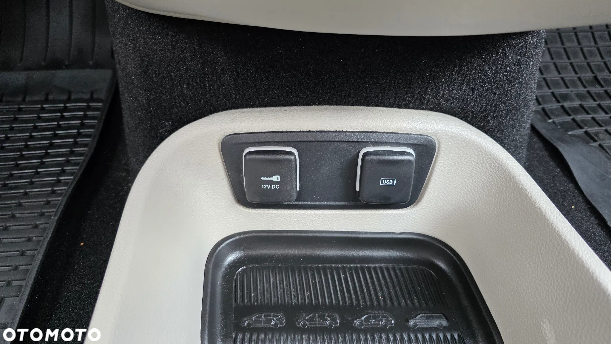 Chrysler Pacifica - 24