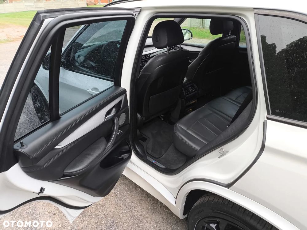 BMW X5 M M50d - 16