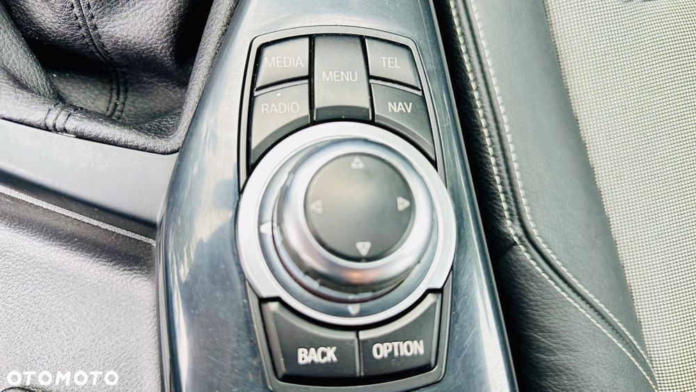 BMW Seria 1 114d - 21