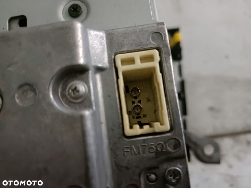 TOYOTA AVENSIS T27 09-11 r. RADIO RADIOODTWARZACZ RADIOODBIORNIK EU + - 4