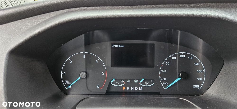 Ford Tourneo Custom - 6