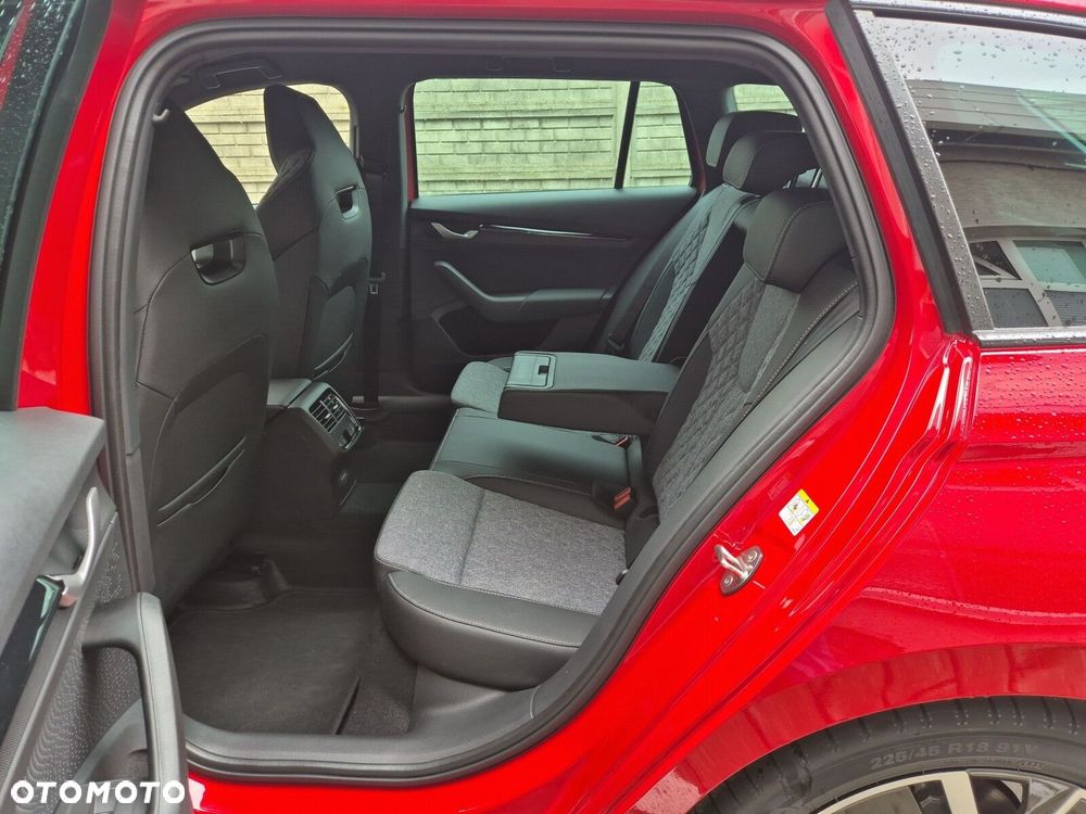 Skoda Octavia 1.5 TSI mHEV Sportline DSG - 22