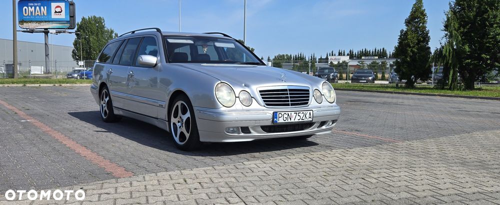 Mercedes-Benz Klasa E - 2