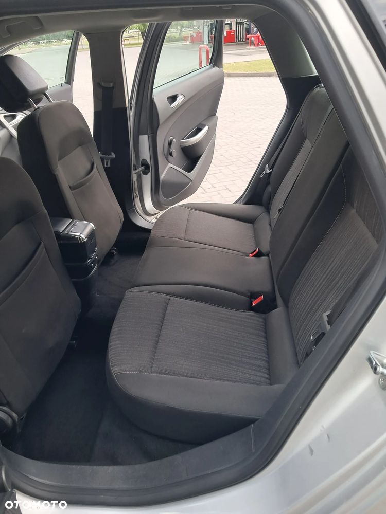 Opel Astra - 15
