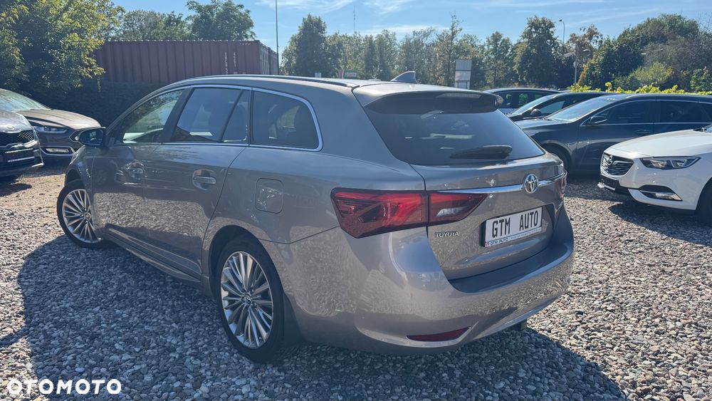 Toyota Avensis Touring Sports 1.8 Multidrive S Executive - 9