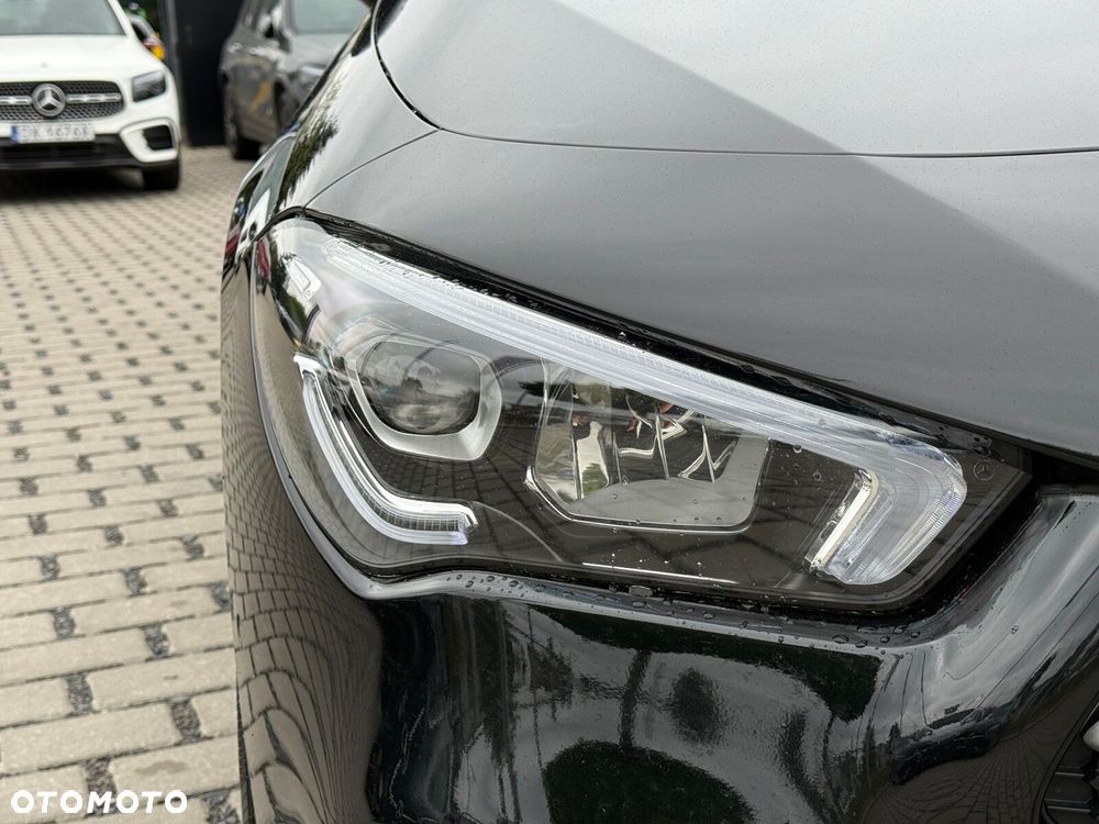 Mercedes-Benz CLA 200 mHEV 7G-DCT - 9