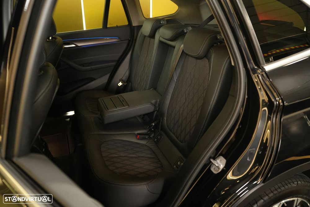 BMW X1 16 d sDrive xLine Auto - 37