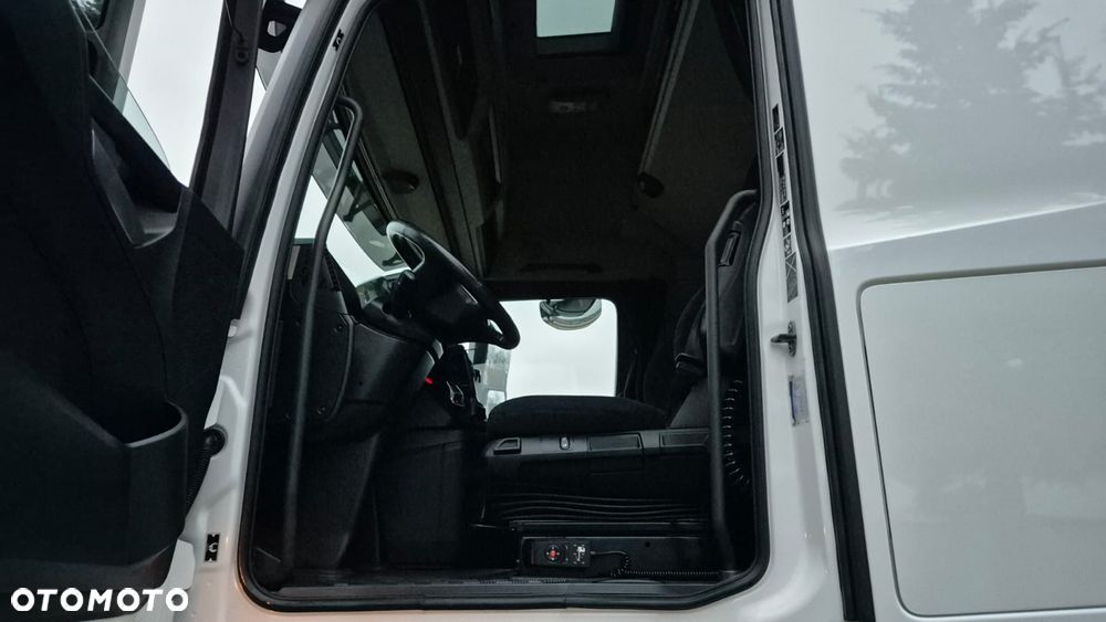 Mercedes-Benz MERCEDES-BENZ///ACTROS///1845/// MP5///2022///GIGA SPACE///SALONKA/// STANDARD///PODUSZKI///LEDY///VIRTUAL COCPIT///KLIMATYZACJA POSTOJOWA/// WAGA///NAWIGACJA///STAN BARDZO DOBRY - 15