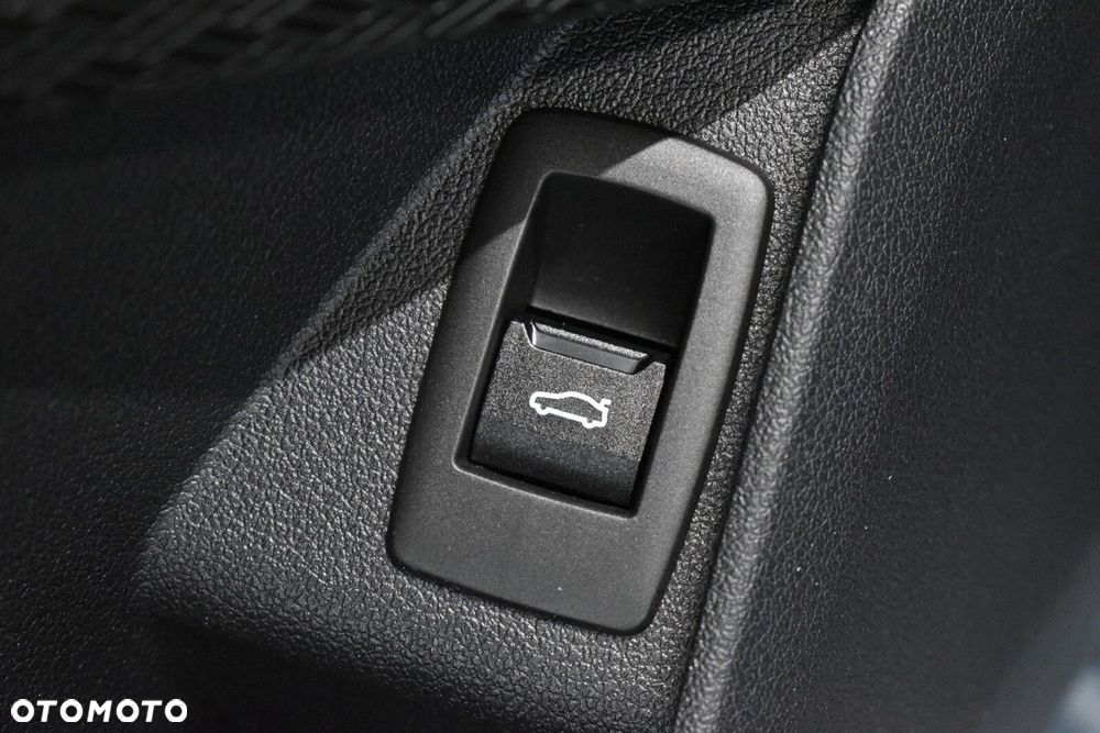 BMW X1 - 10