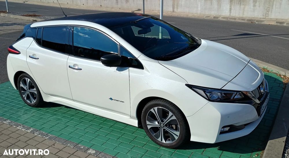 Nissan LEAF Tekna - 1