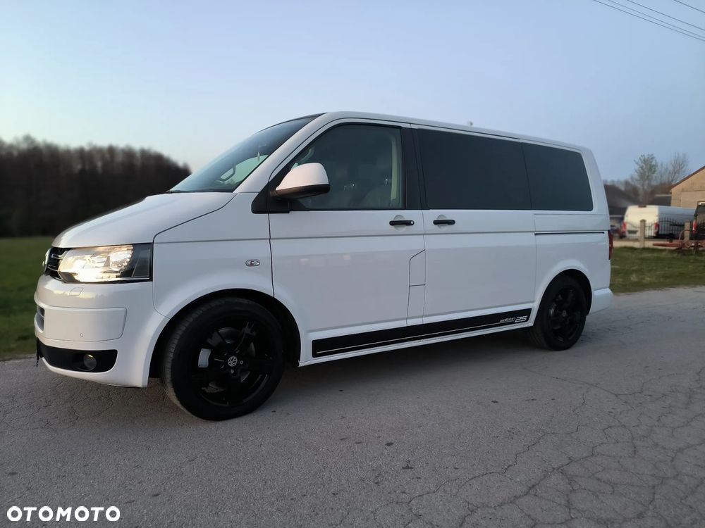 Volkswagen Multivan - 26