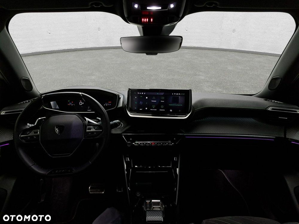 Peugeot 2008 - 11