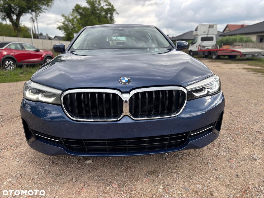 BMW Seria 5 530d xDrive - 3