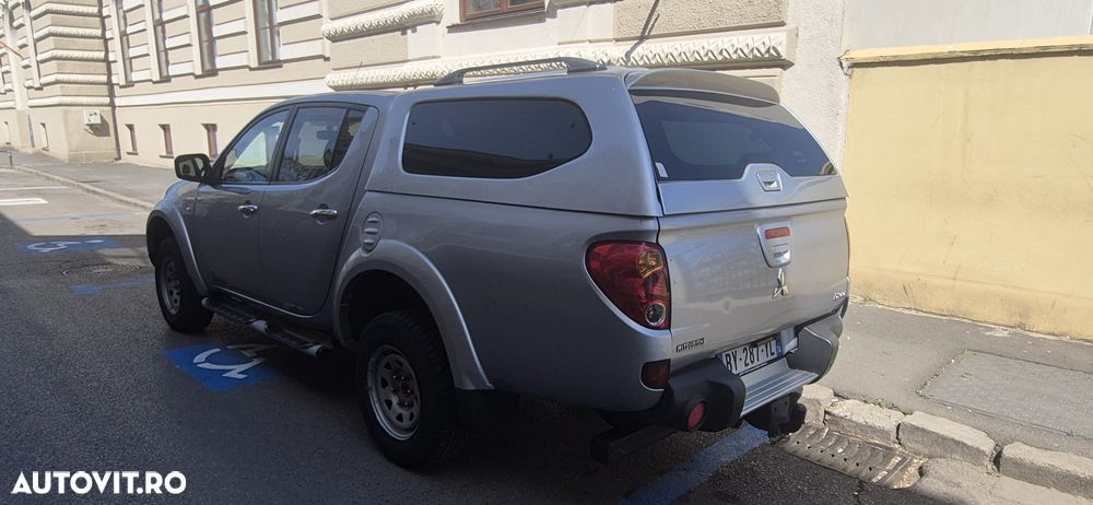 Mitsubishi L200 - 4