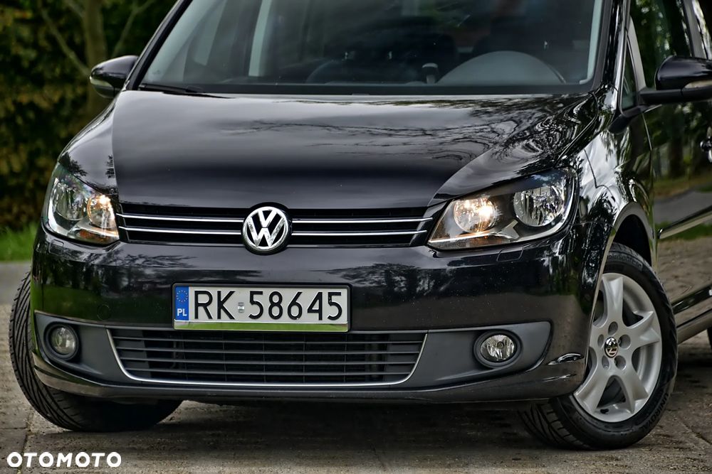 Volkswagen Touran - 10