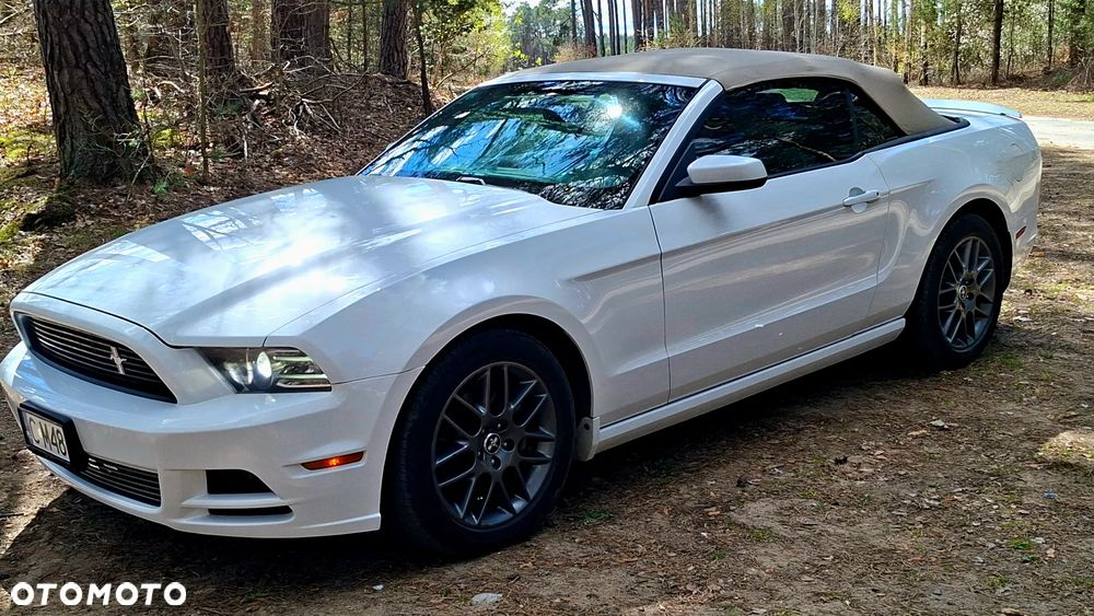 Ford Mustang 3.7 V6 Premium - 19