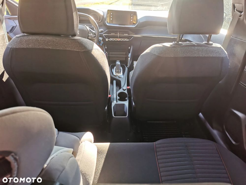 Peugeot 2008 1.5 BlueHDi Allure Pack S&S EAT8 - 12