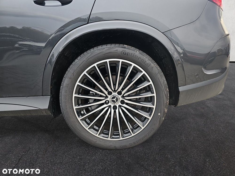 Mercedes-Benz GLC - 9