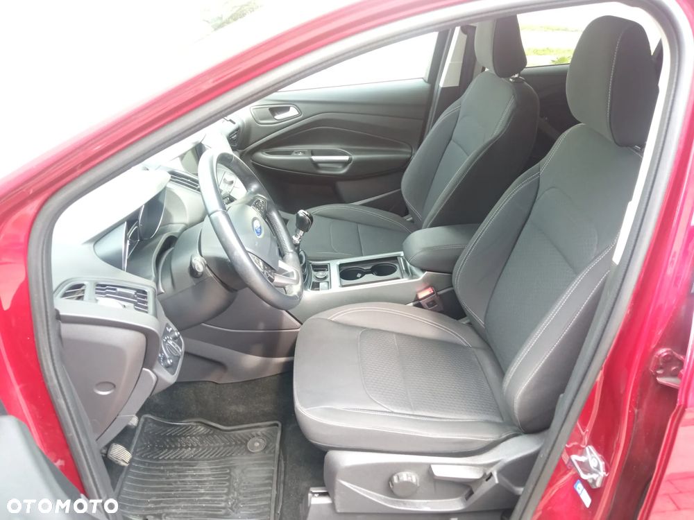 Ford Kuga 1.5 EcoBoost FWD Edition ASS MMT6 - 10