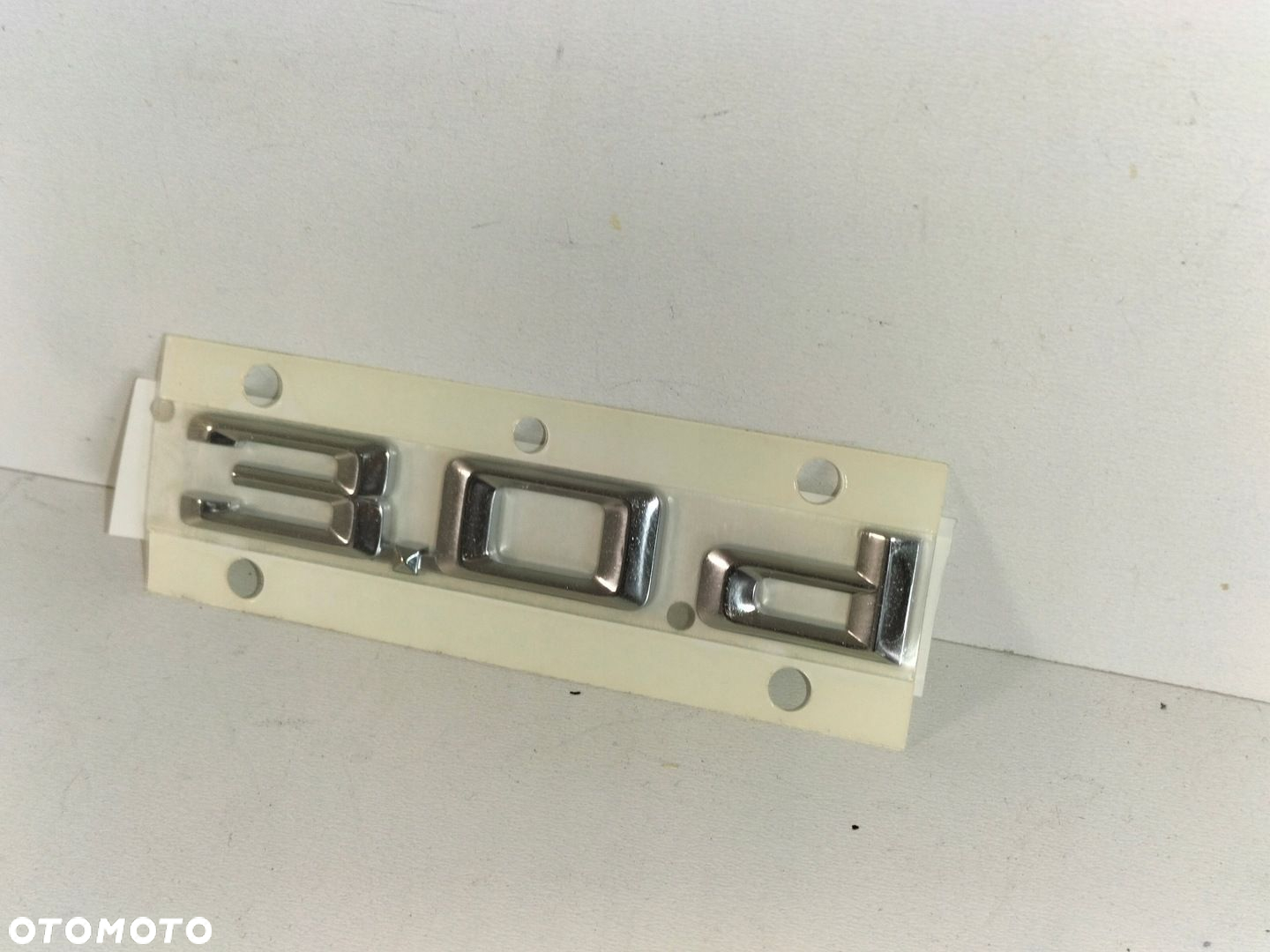Znaczek emblemat napis klapy tył BMW X3 E83 04- BMW X5 E53 00- - 3