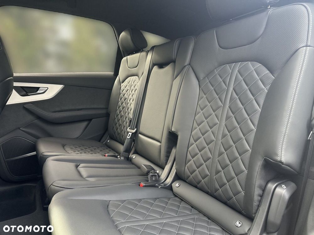 Audi Q7 - 25