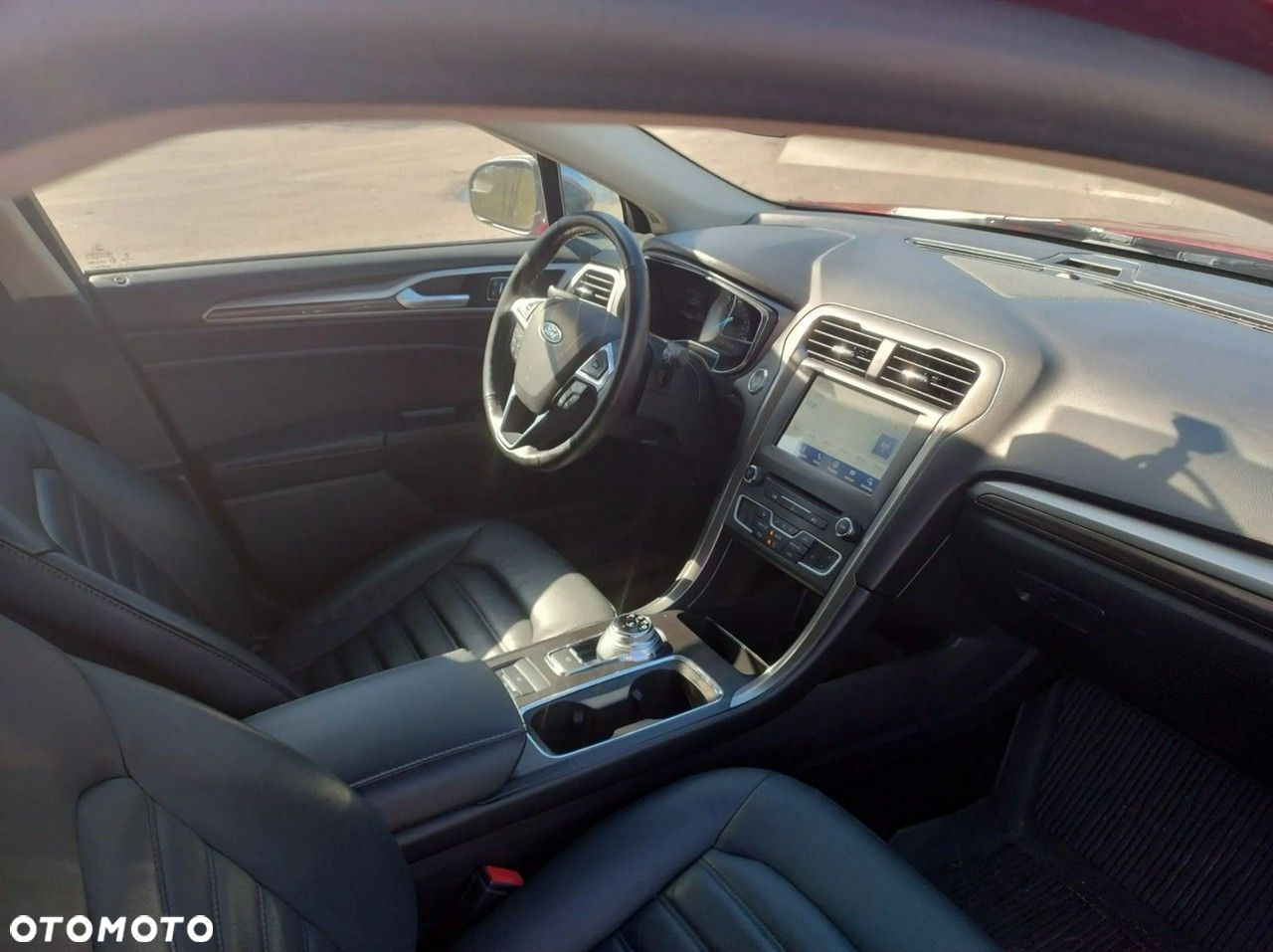 Ford Fusion - 12